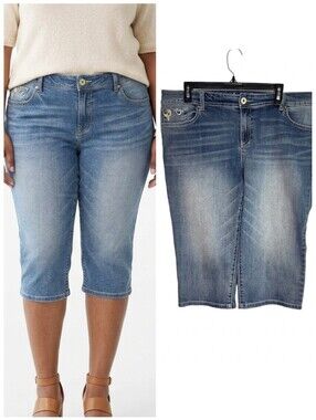 INC International Concepts Curvy Fit Denim Capri Pants Jean Shorts Plus Size 16